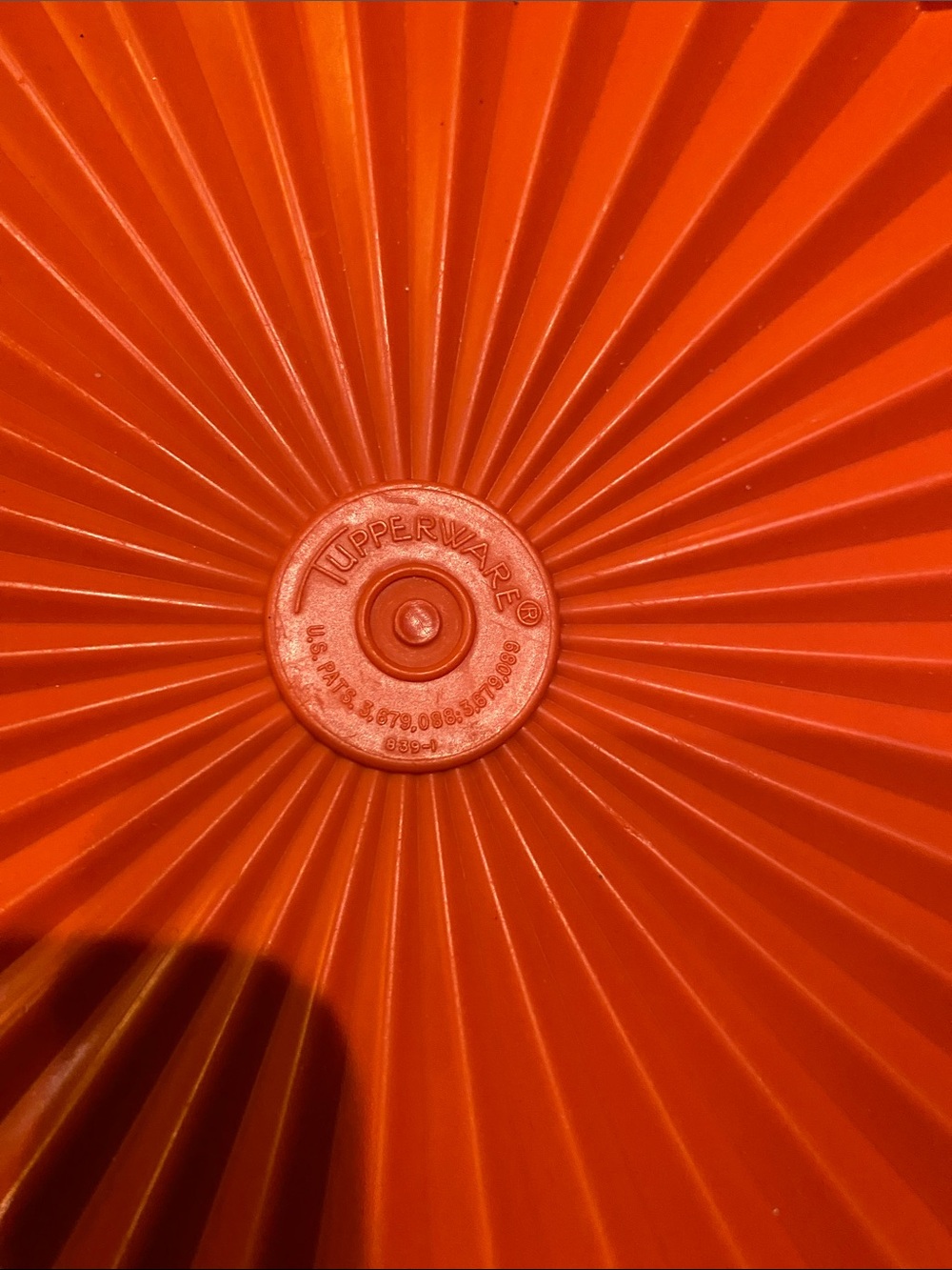 Tupperware tops orange and turquoise color - Picture 8 of 9